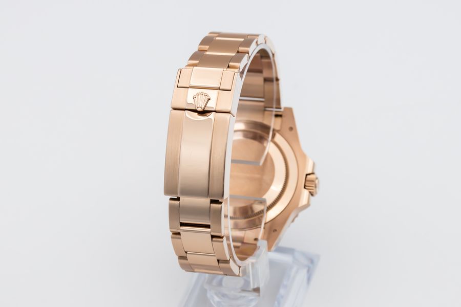 Rolex GMT Master II 126715 CHNR